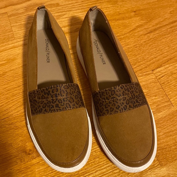 Donald Pliner shoes - Picture 2 of 8